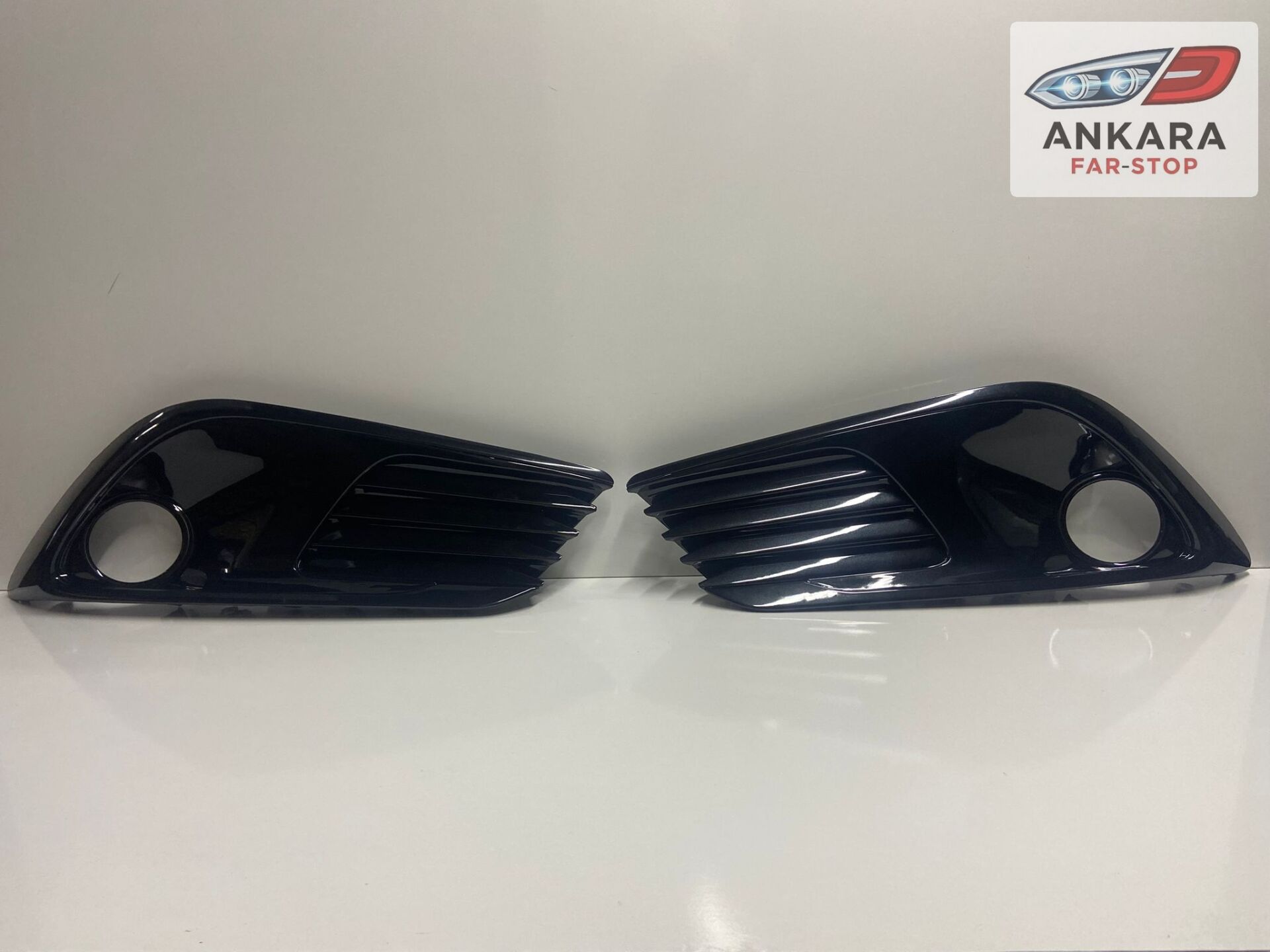 TOYOTA AURİS 2015 - 2018 SİS KAPAK TAKIMI ÖN SAĞ - SOL (ÖN SAĞ - SOL 2 SİS KAPAK)